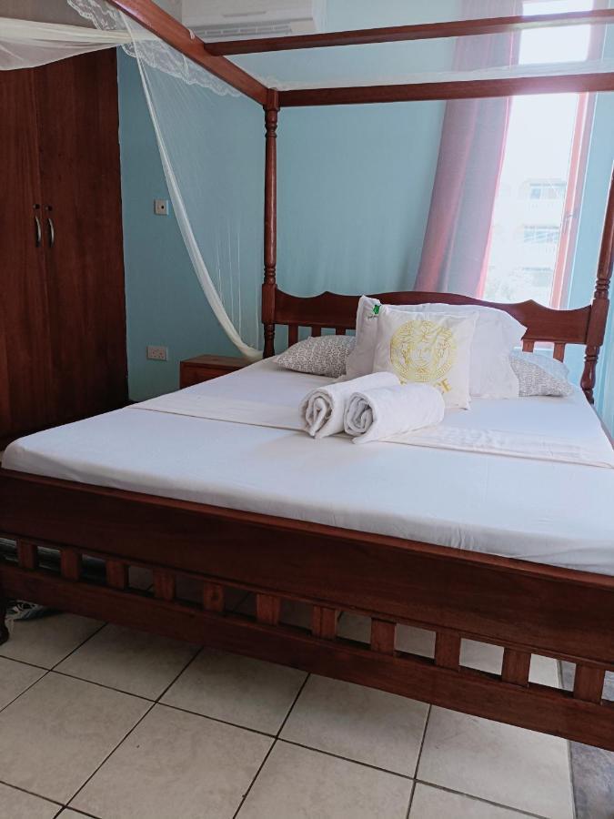 Azuri Residence Homestay Mombasa Ngoại thất bức ảnh
